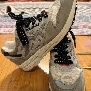 Karhu women’s legacy 96 sneakers